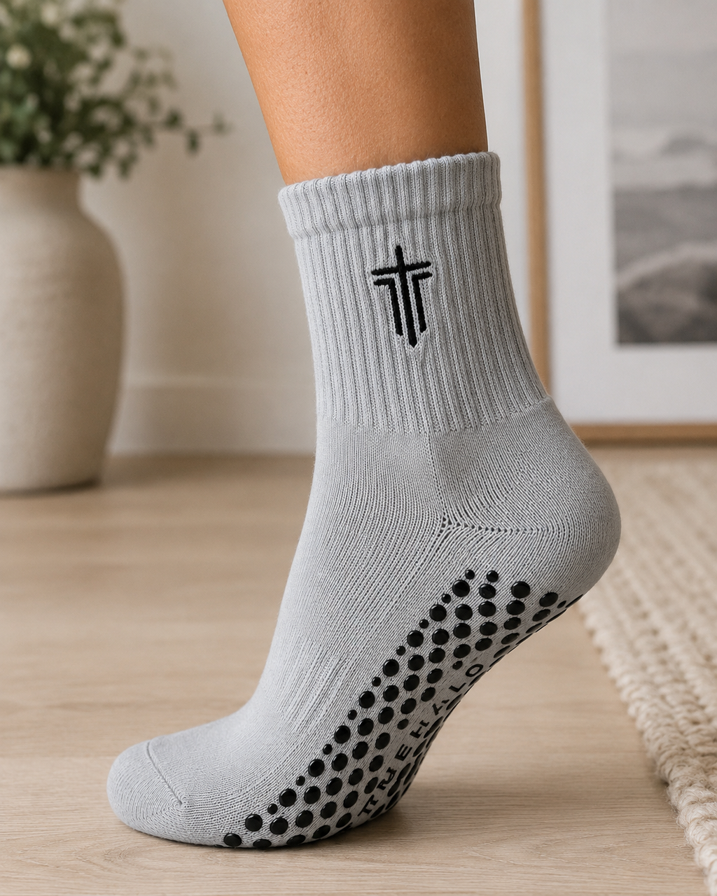 Grip Crew Socks - Gray